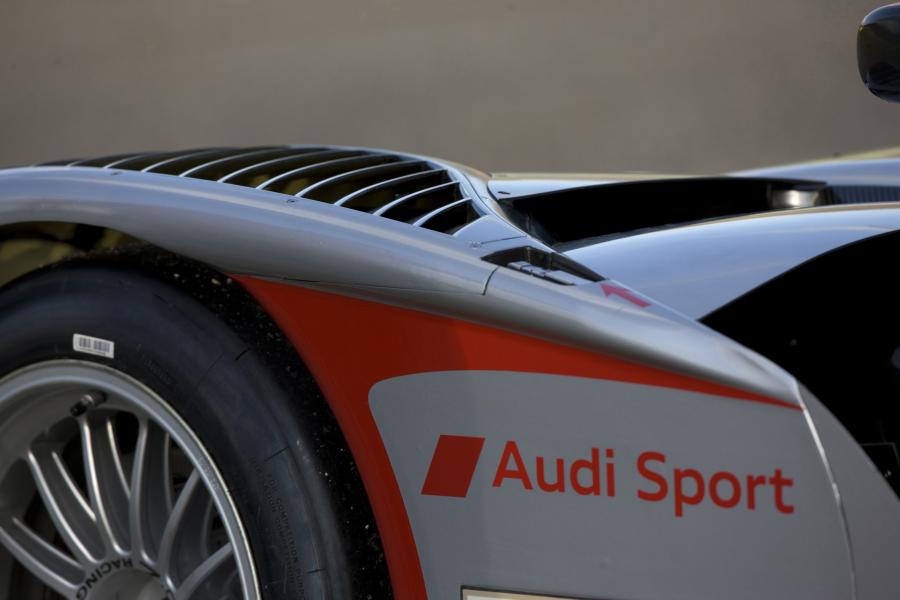 Детали экстерьера Audi R15 TDI 2009 года  (фото 63 из 78)